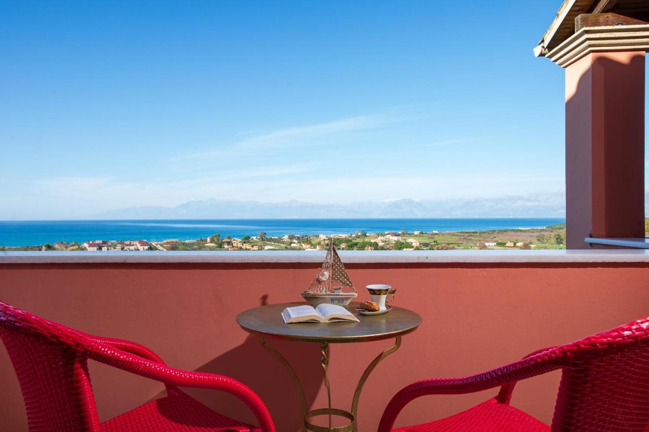 Almiros Beach Villa Mare E Monti מראה חיצוני תמונה