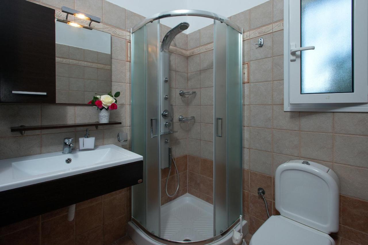 Almiros Beach Villa Mare E Monti מראה חיצוני תמונה
