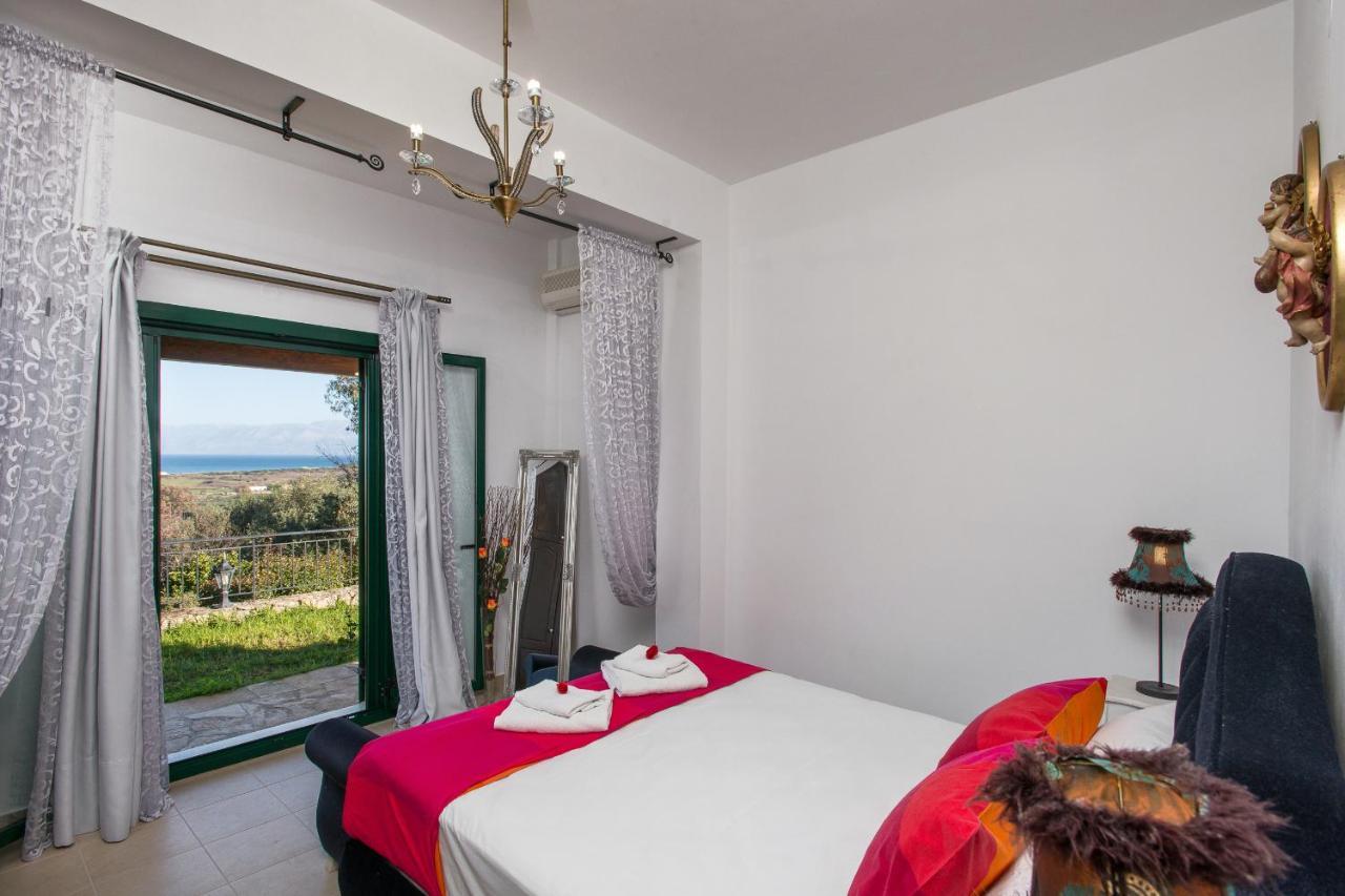 Almiros Beach Villa Mare E Monti מראה חיצוני תמונה