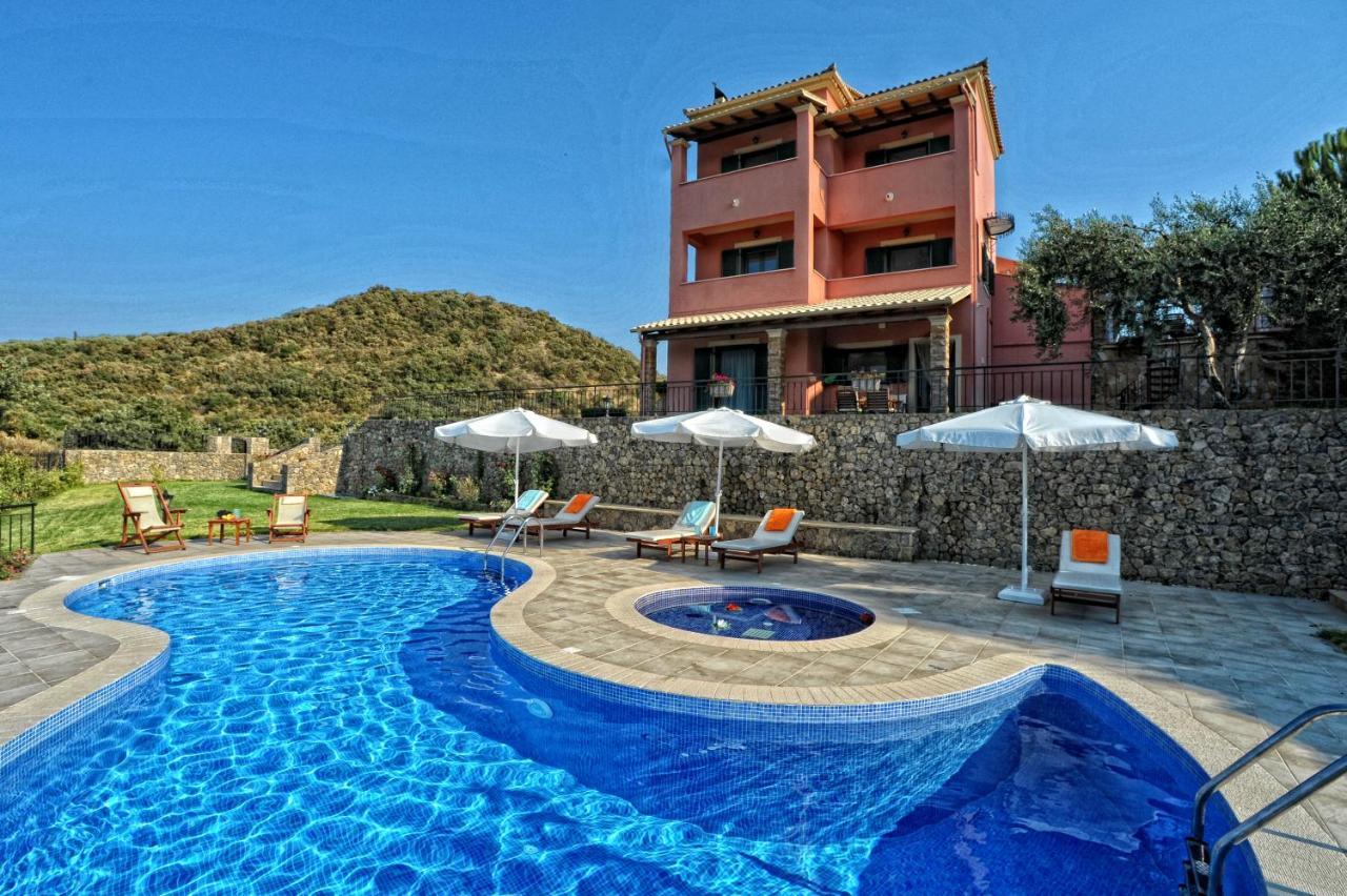 Almiros Beach Villa Mare E Monti מראה חיצוני תמונה