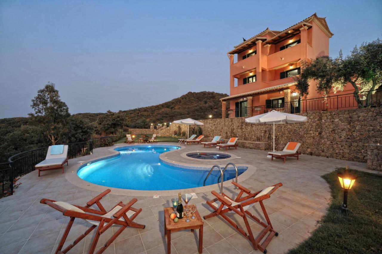 Almiros Beach Villa Mare E Monti מראה חיצוני תמונה