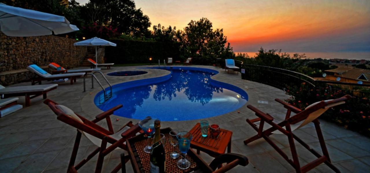 Almiros Beach Villa Mare E Monti מראה חיצוני תמונה